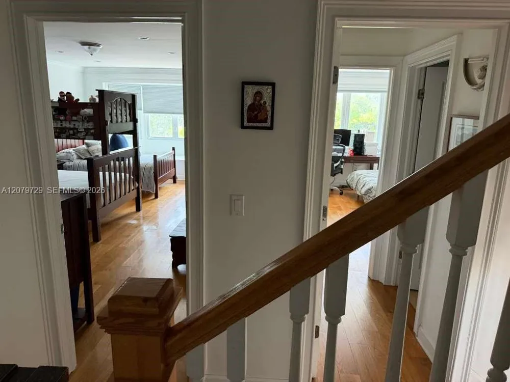 8031 NE Bayshore Ct #8031 Miami, FL 33138
