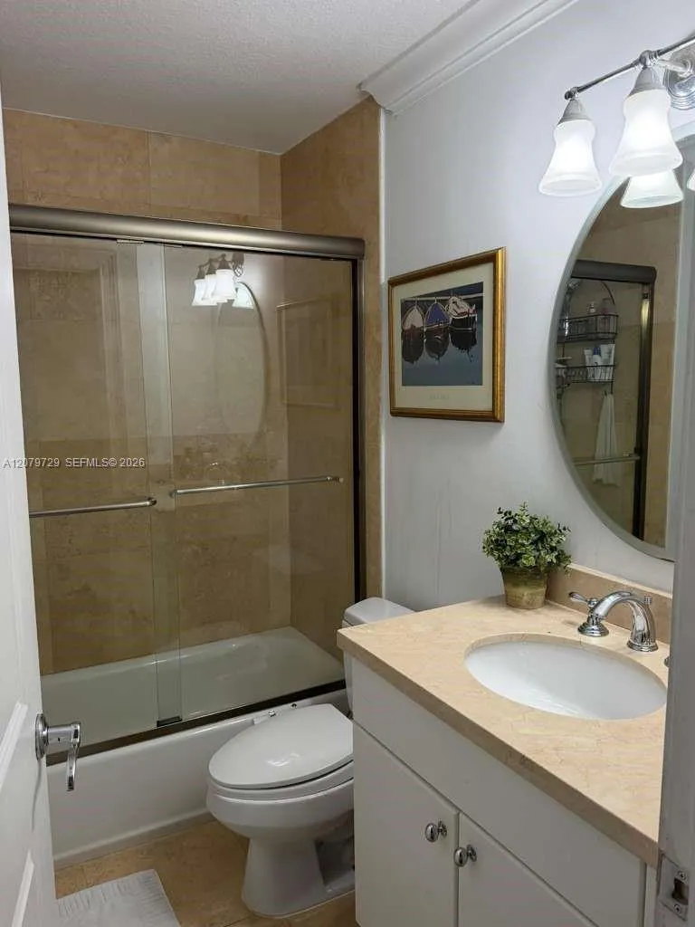 8031 NE Bayshore Ct #8031 Miami, FL 33138