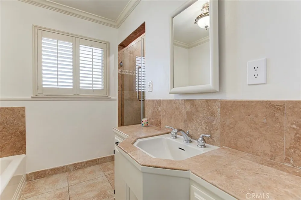 1954 Bel Aire Glendale, CA 91201