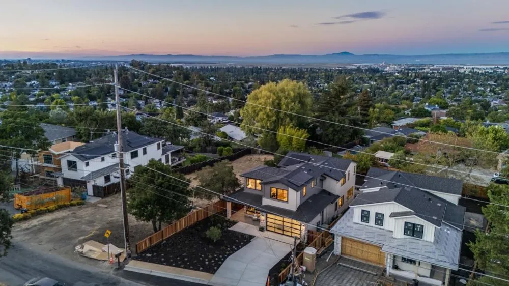 875 Vista Drive Redwood City, CA 94062