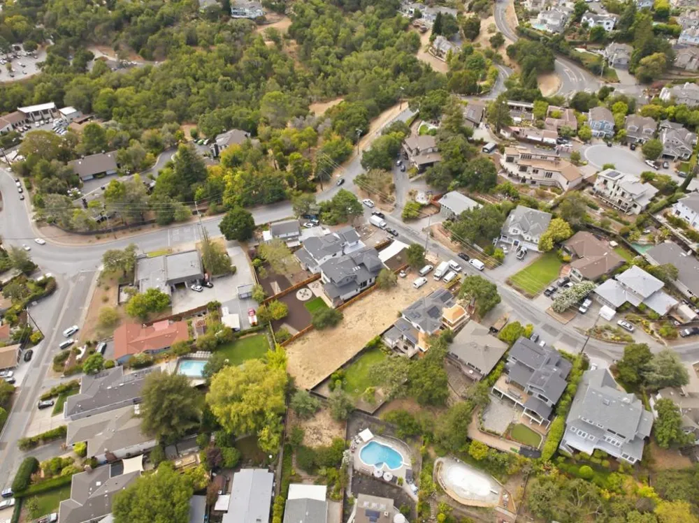 875 Vista Drive Redwood City, CA 94062