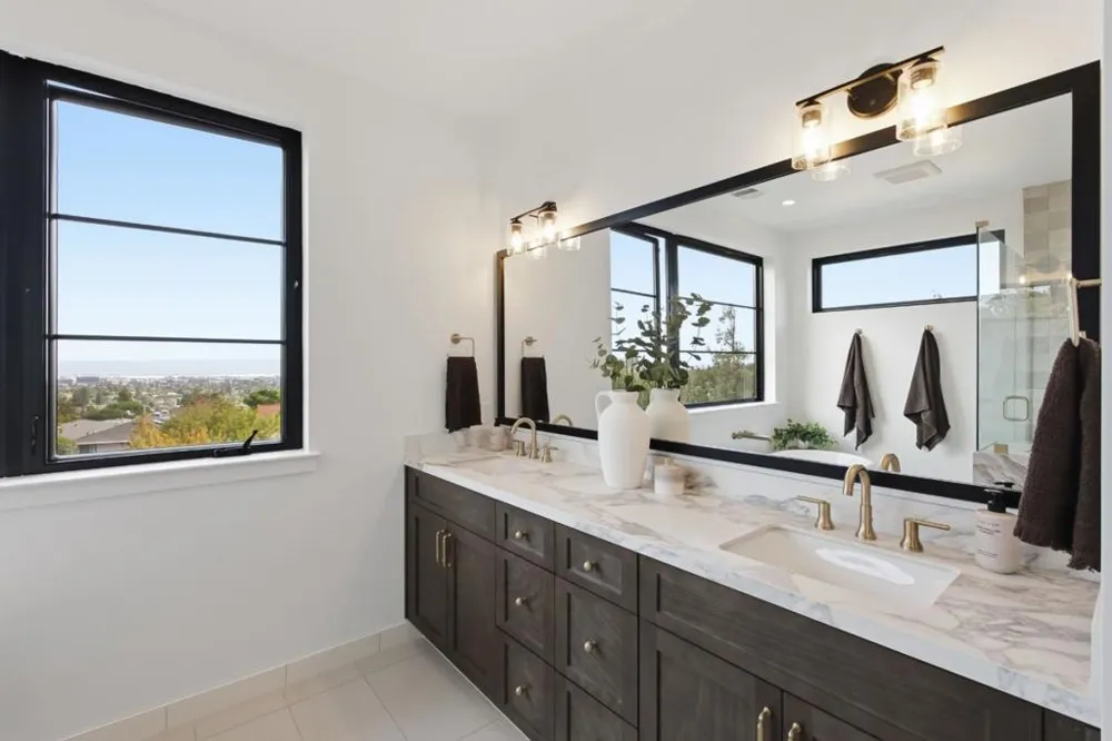 875 Vista Drive Redwood City, CA 94062