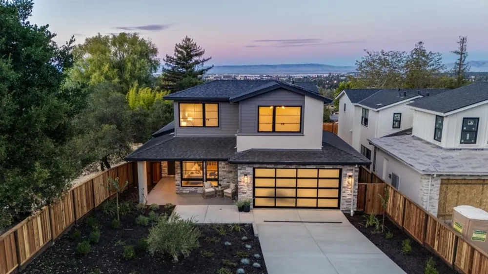 875 Vista Drive Redwood City, CA 94062