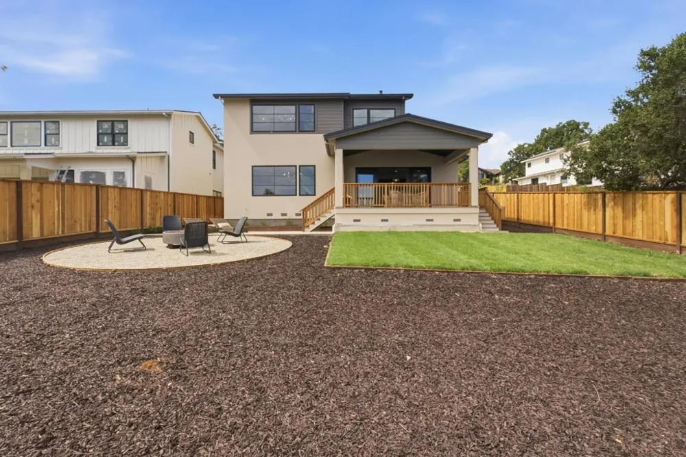 875 Vista Drive Redwood City, CA 94062