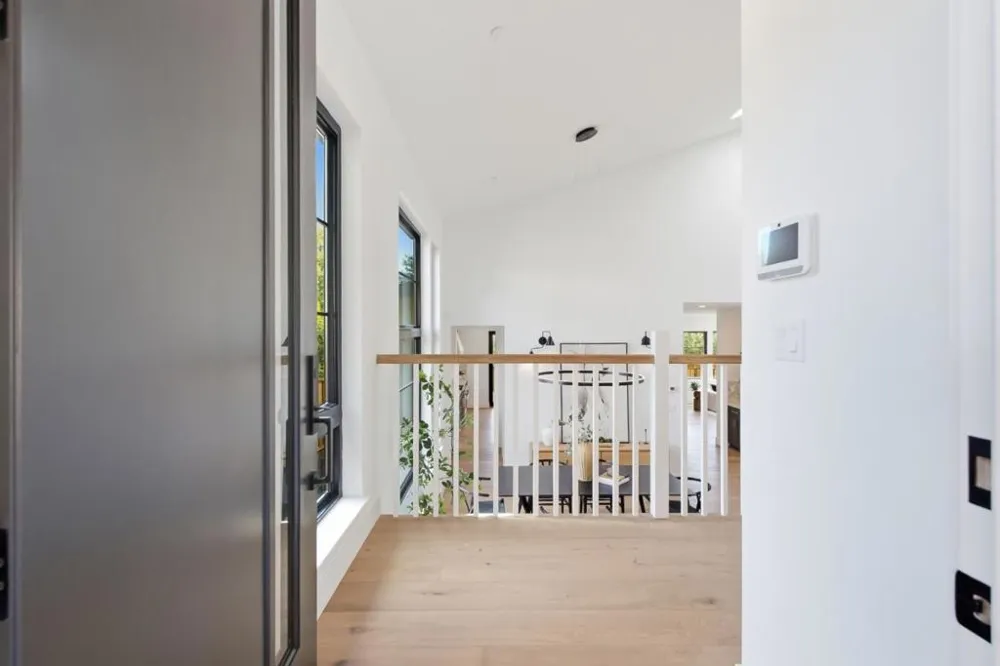 875 Vista Drive Redwood City, CA 94062