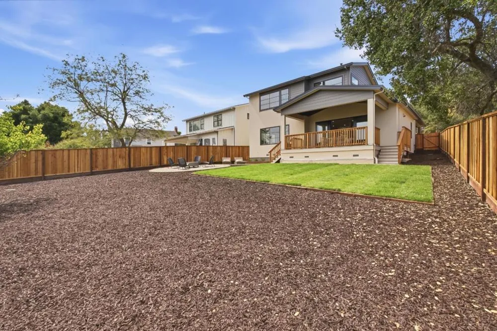 875 Vista Drive Redwood City, CA 94062