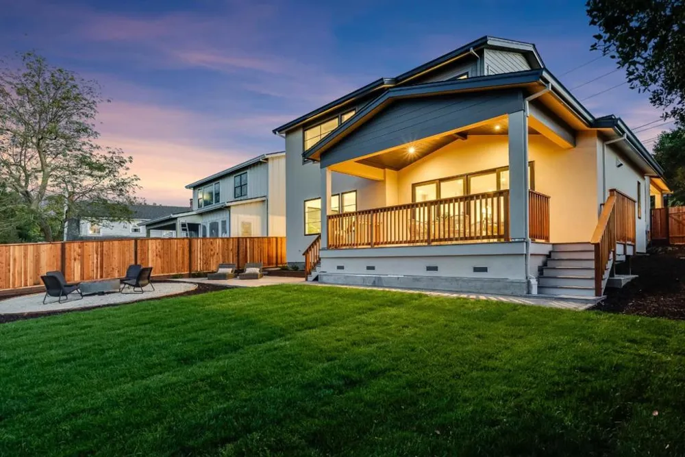 875 Vista Drive Redwood City, CA 94062
