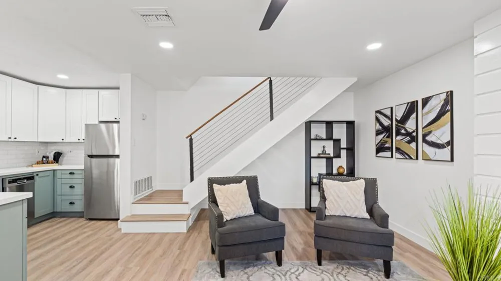 7833 Camino Huerta San Diego, CA 92122