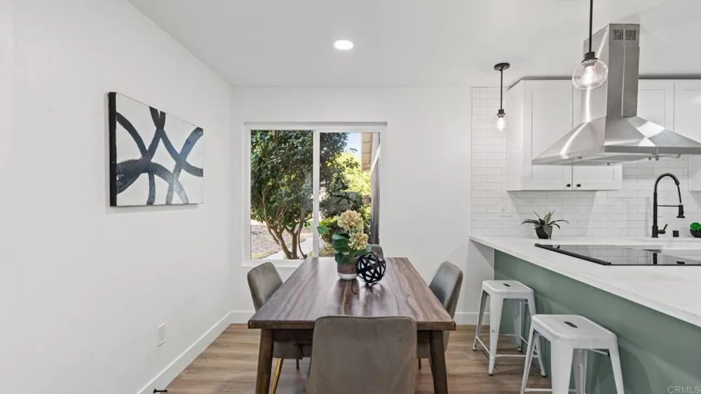 7833 Camino Huerta San Diego, CA 92122