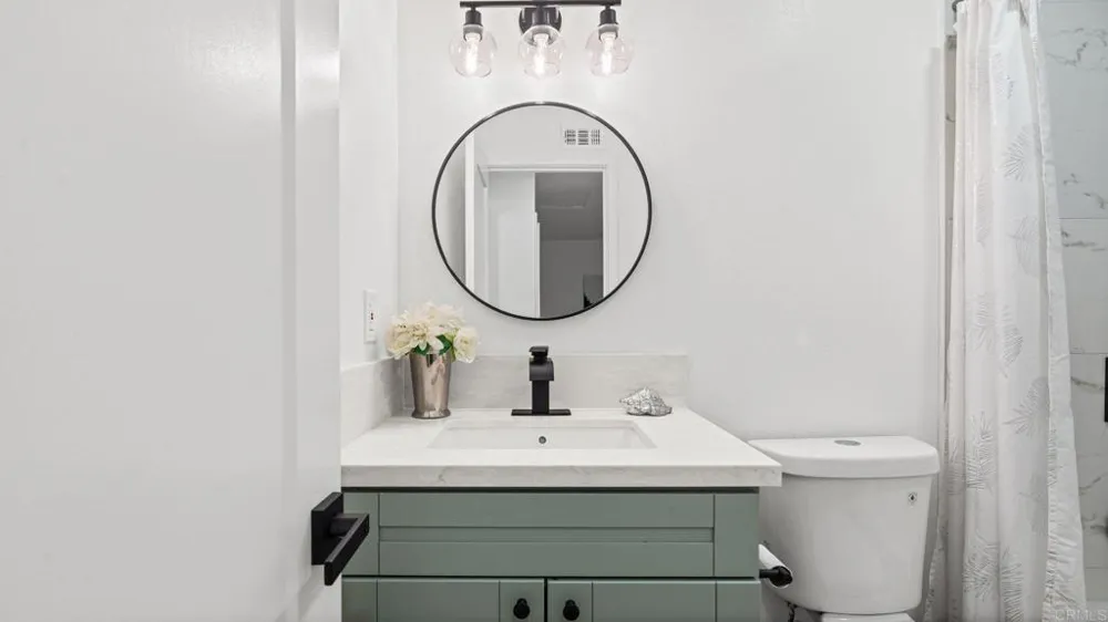 7833 Camino Huerta San Diego, CA 92122