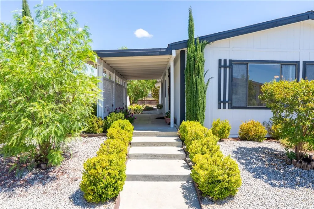243 Partridge Avenue Paso Robles, CA 93446