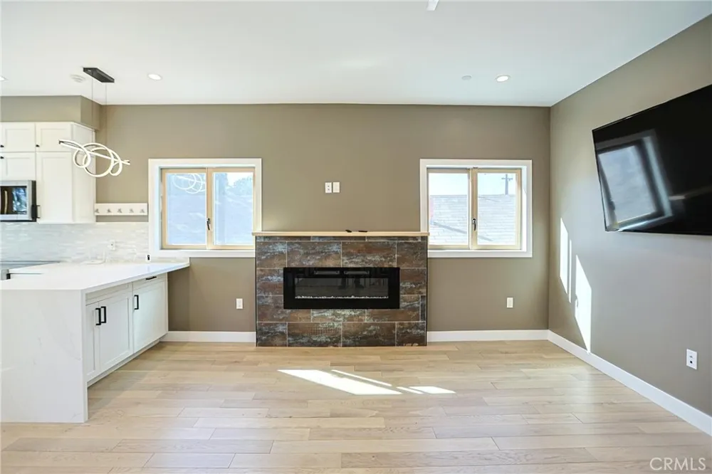 605 W 4th Long Beach, CA 90802
