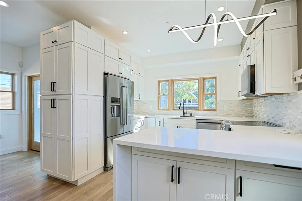 605 W 4th Long Beach, CA 90802