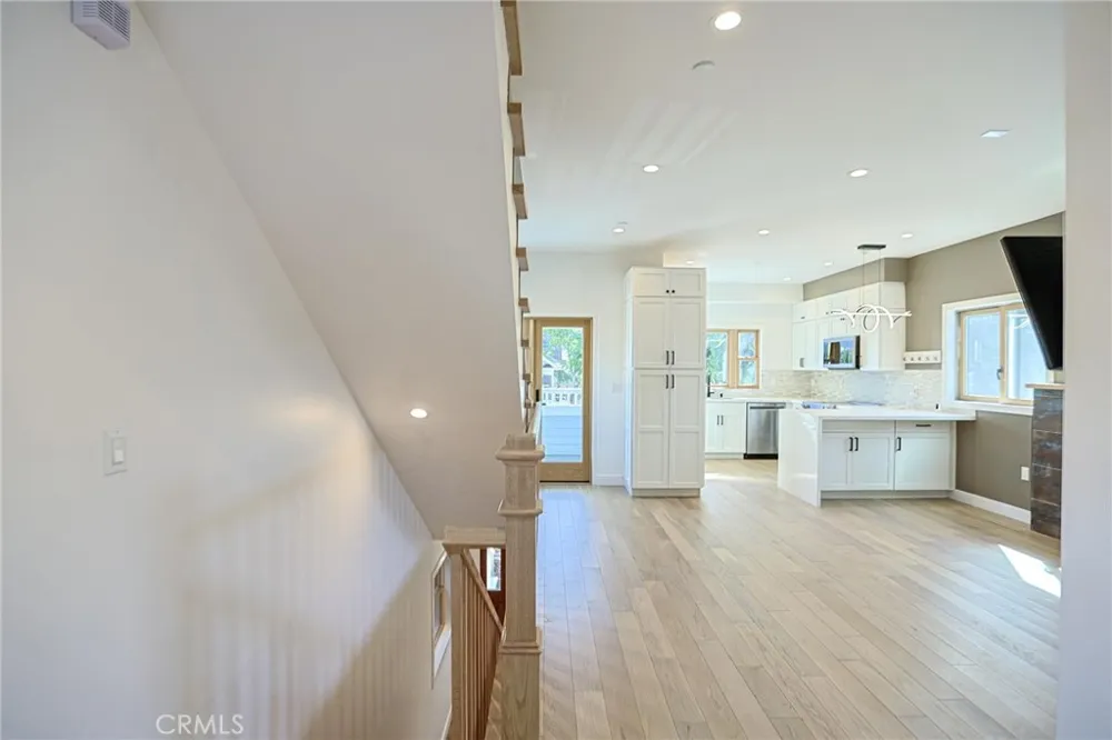 605 W 4th Long Beach, CA 90802