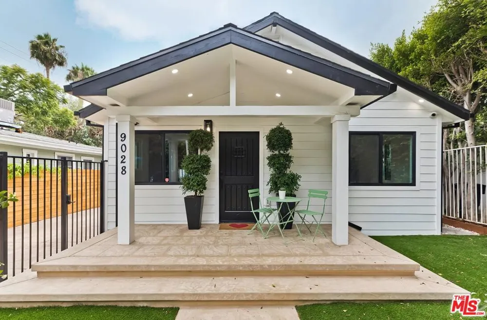 9028 Keith Avenue West Hollywood, CA 90069