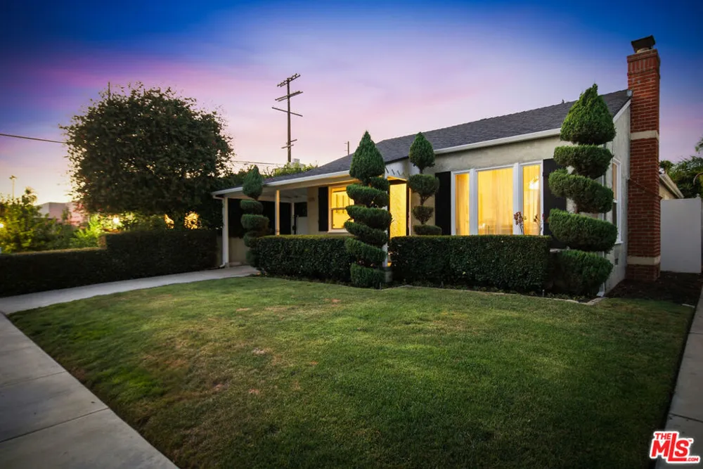 8951 Olin Street Los Angeles, CA 90034