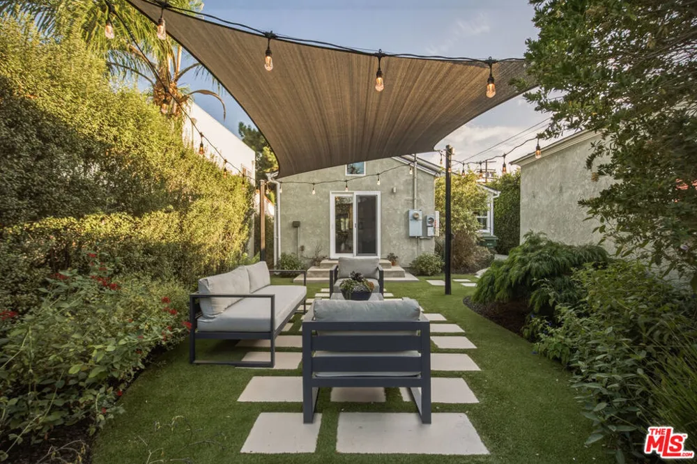 8951 Olin Street Los Angeles, CA 90034