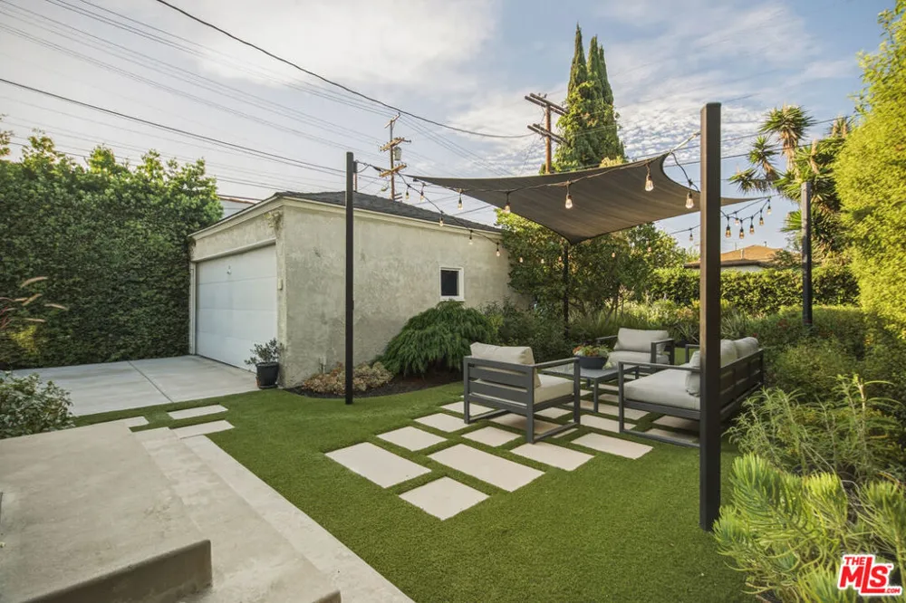 8951 Olin Street Los Angeles, CA 90034