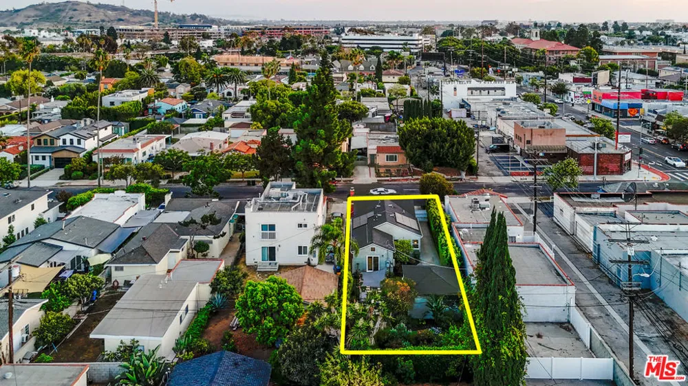 8951 Olin Street Los Angeles, CA 90034