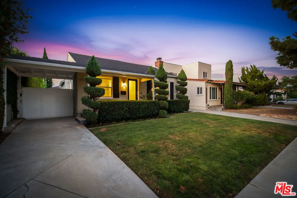 8951 Olin Street Los Angeles, CA 90034