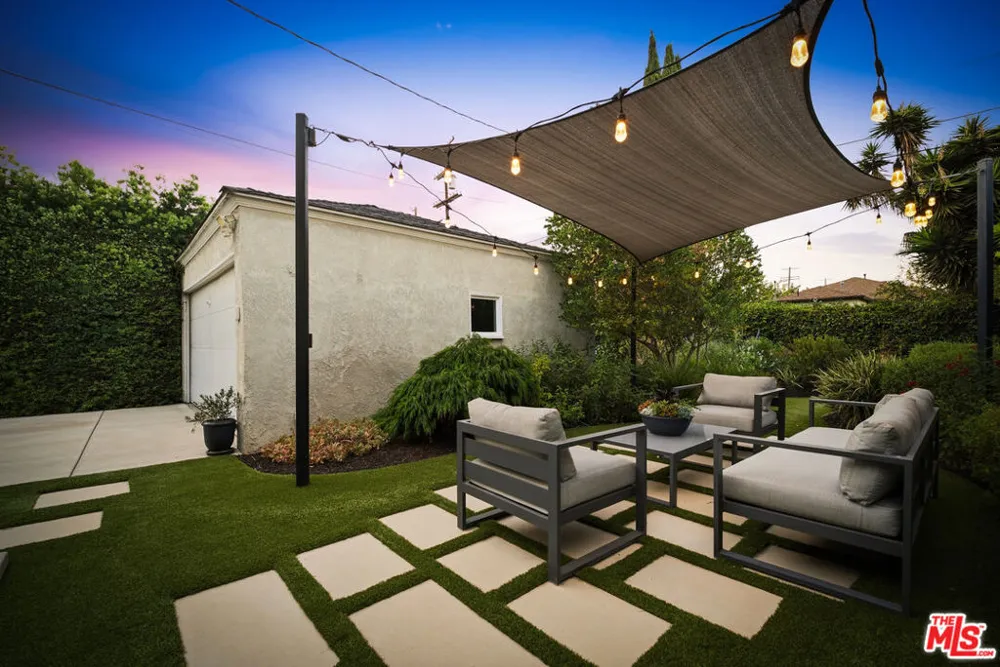 8951 Olin Street Los Angeles, CA 90034