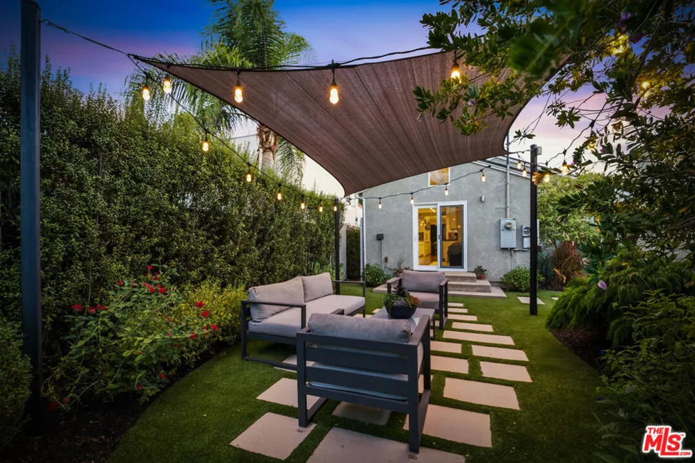 8951 Olin Street Los Angeles, CA 90034