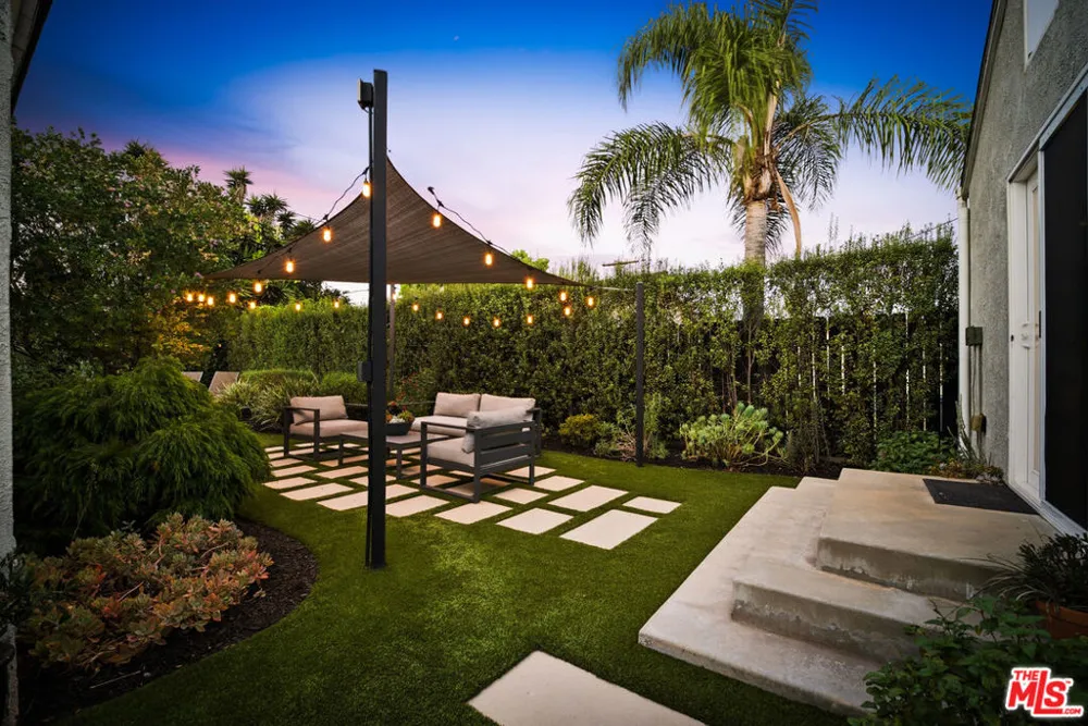 8951 Olin Street Los Angeles, CA 90034
