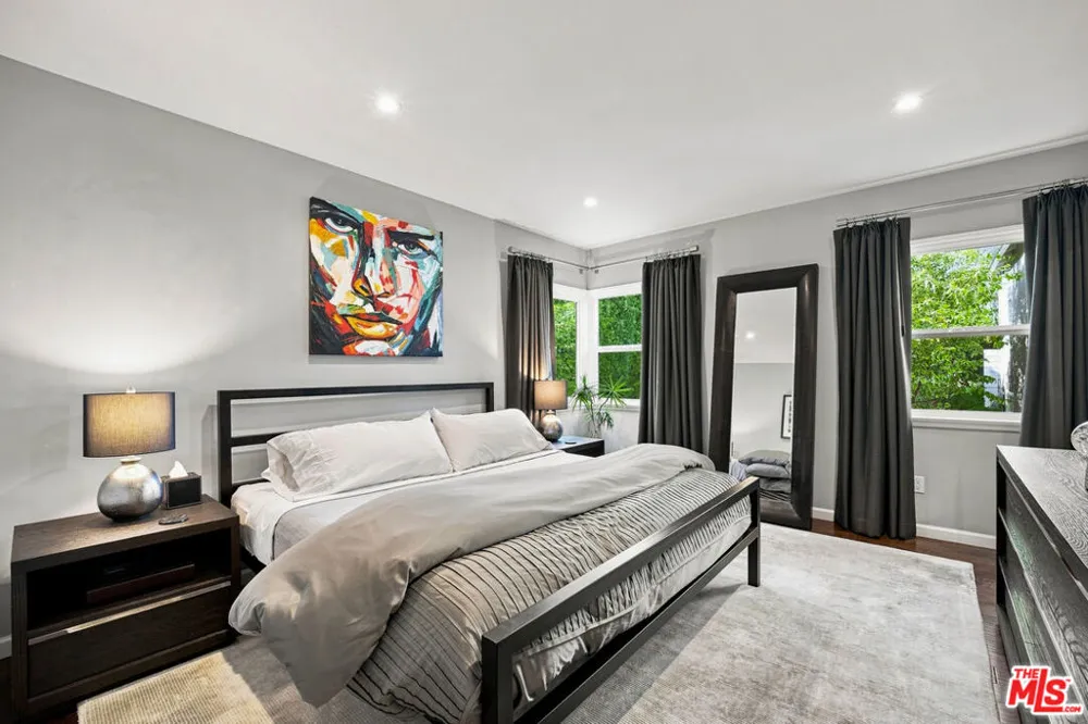 8951 Olin Street Los Angeles, CA 90034