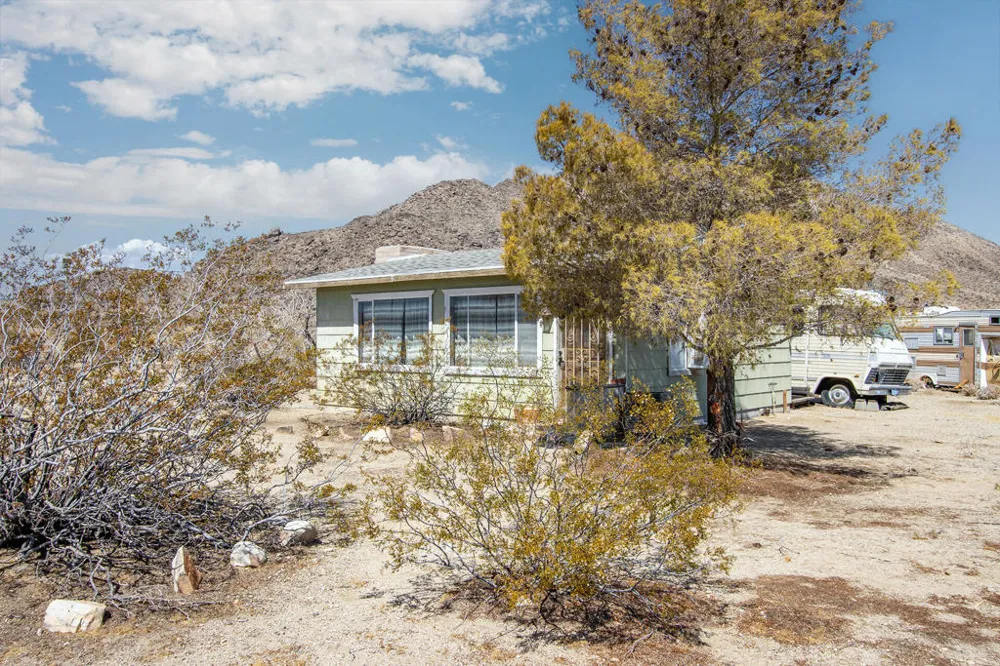 59962 Rocky Avenue Landers, CA 92285