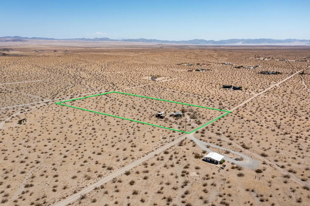 59962 Rocky Avenue Landers, CA 92285
