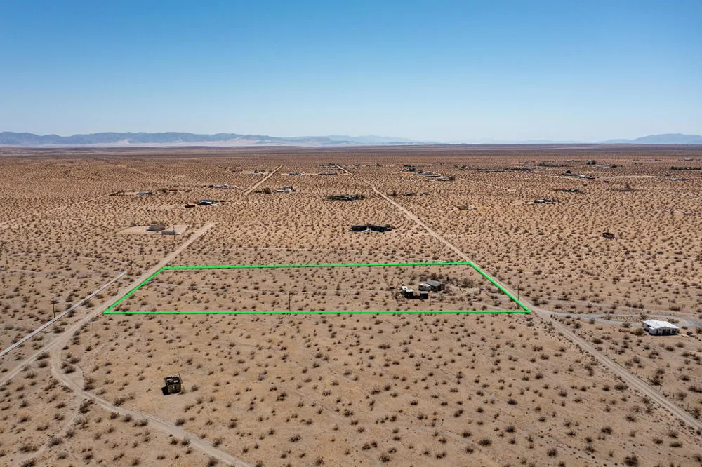 59962 Rocky Avenue Landers, CA 92285