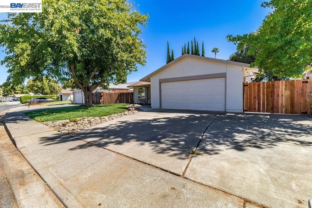 178 Richard Pl Vacaville, CA 95687