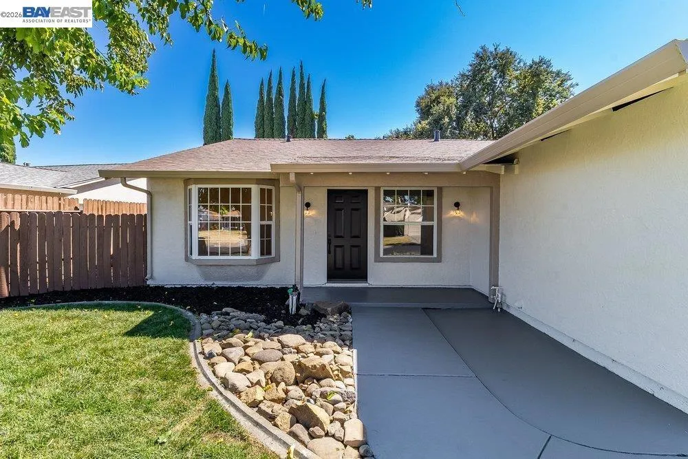 178 Richard Pl Vacaville, CA 95687