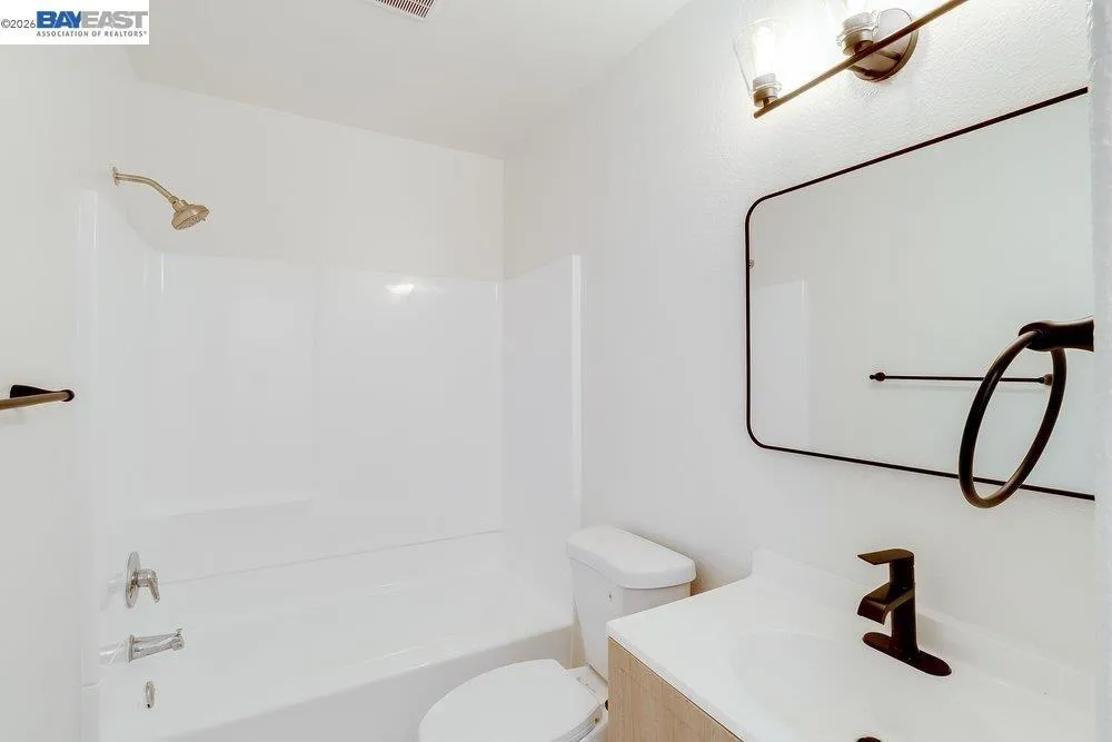 178 Richard Pl Vacaville, CA 95687