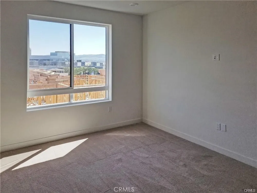 1502 Nolita Irvine, CA 92612