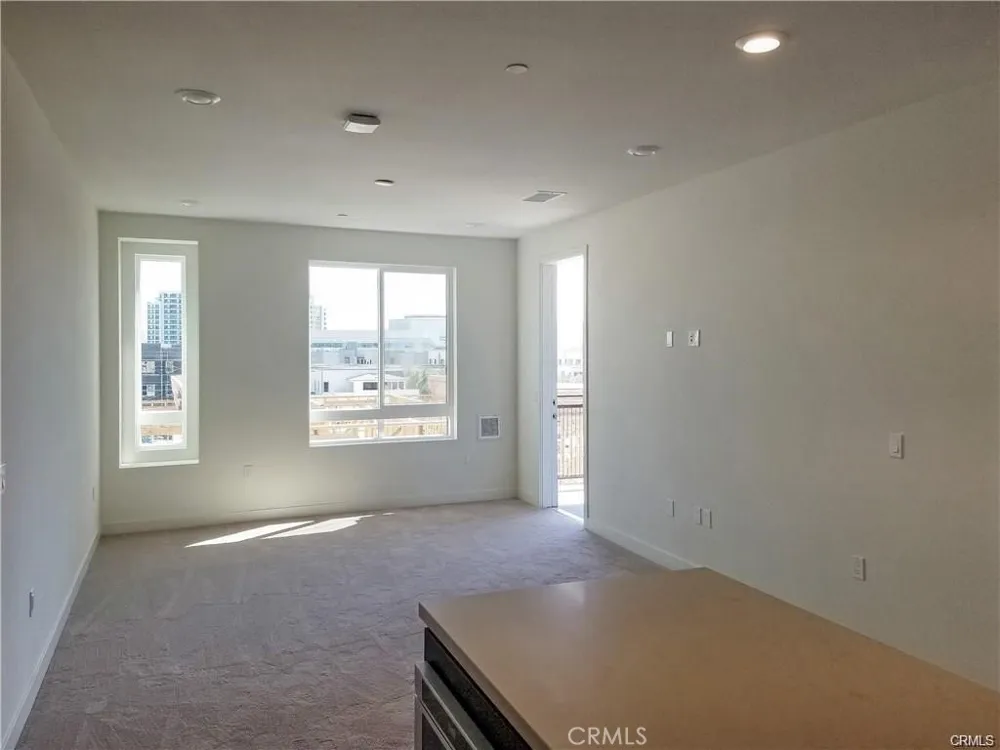 1502 Nolita Irvine, CA 92612