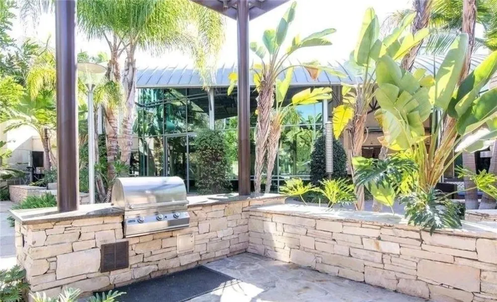 1502 Nolita Irvine, CA 92612