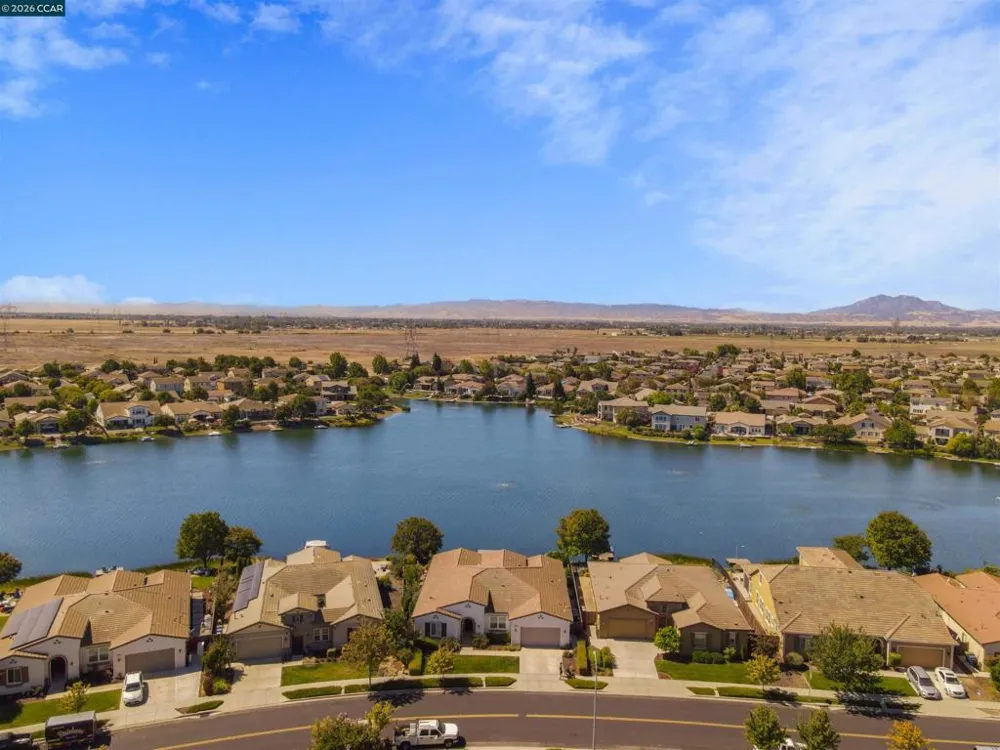2421 Talaria Dr Oakley, CA 94561