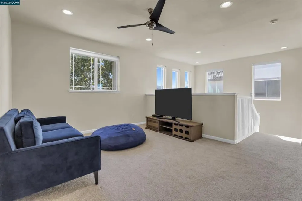 2421 Talaria Dr Oakley, CA 94561
