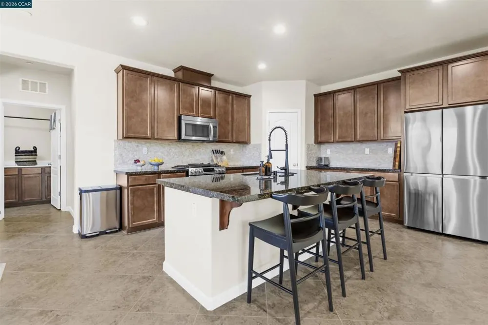2421 Talaria Dr Oakley, CA 94561