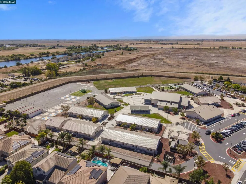 2421 Talaria Dr Oakley, CA 94561