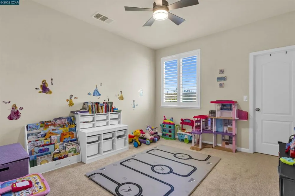 2421 Talaria Dr Oakley, CA 94561