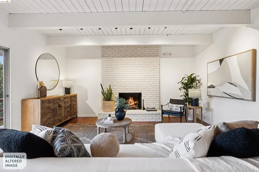 3353 Burdeck Dr Oakland, CA 94602