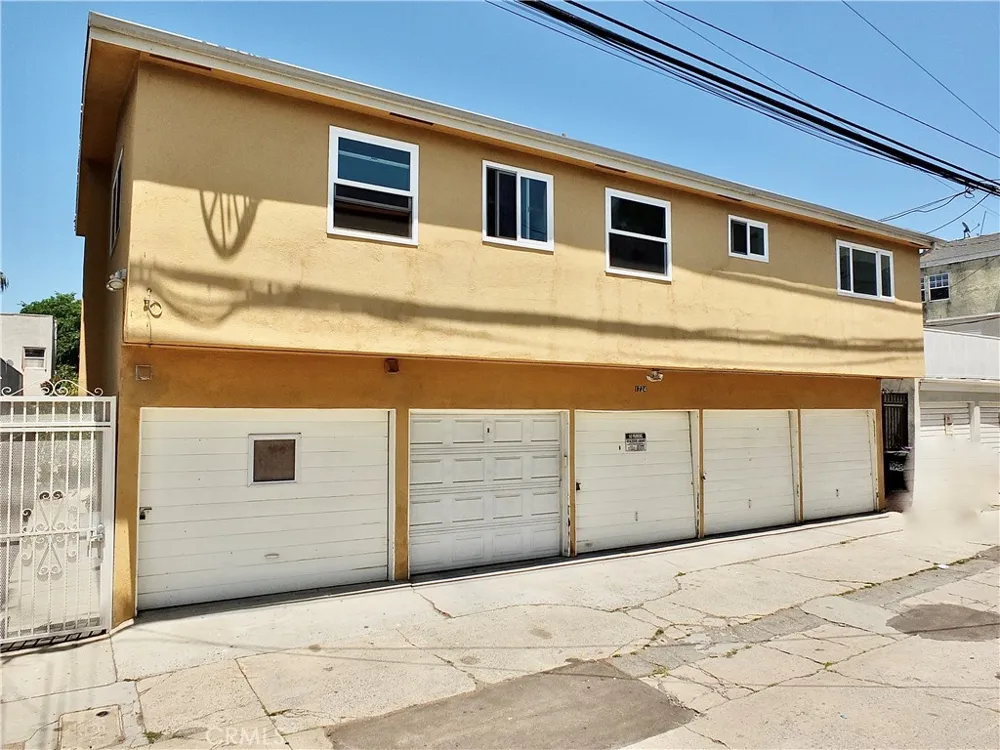 1724 E 1st #3 Long Beach, CA 90802