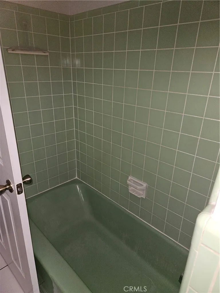 1724 E 1st #3 Long Beach, CA 90802