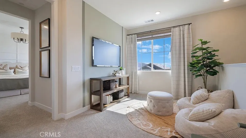 2177 Aneto Way Santa Paula, CA 93060