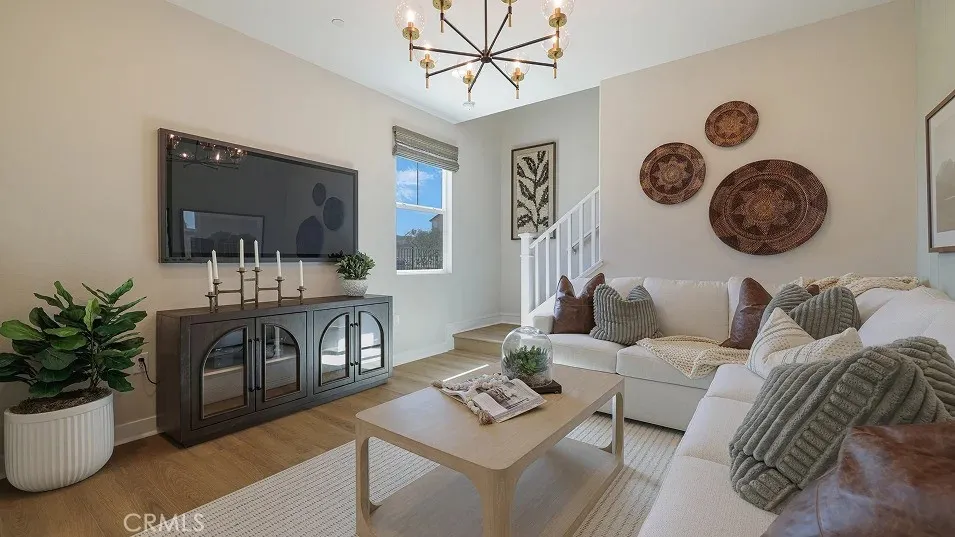 2177 Aneto Way Santa Paula, CA 93060