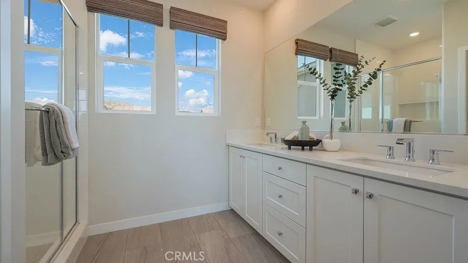 2177 Aneto Way Santa Paula, CA 93060