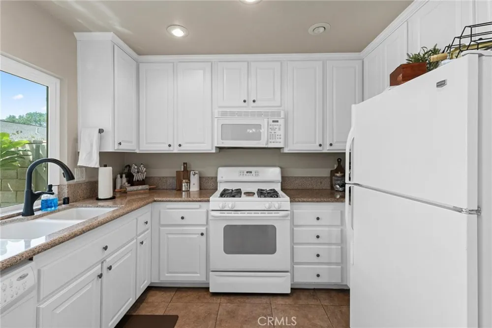 1681 Carmel E Upland, CA 91784