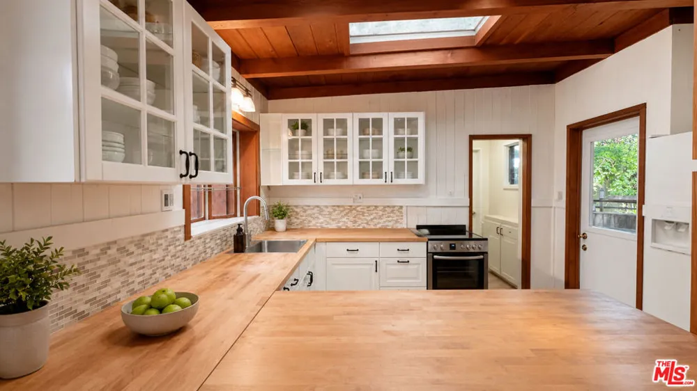 1336 Old Topanga Canyon Road Topanga, CA 90290